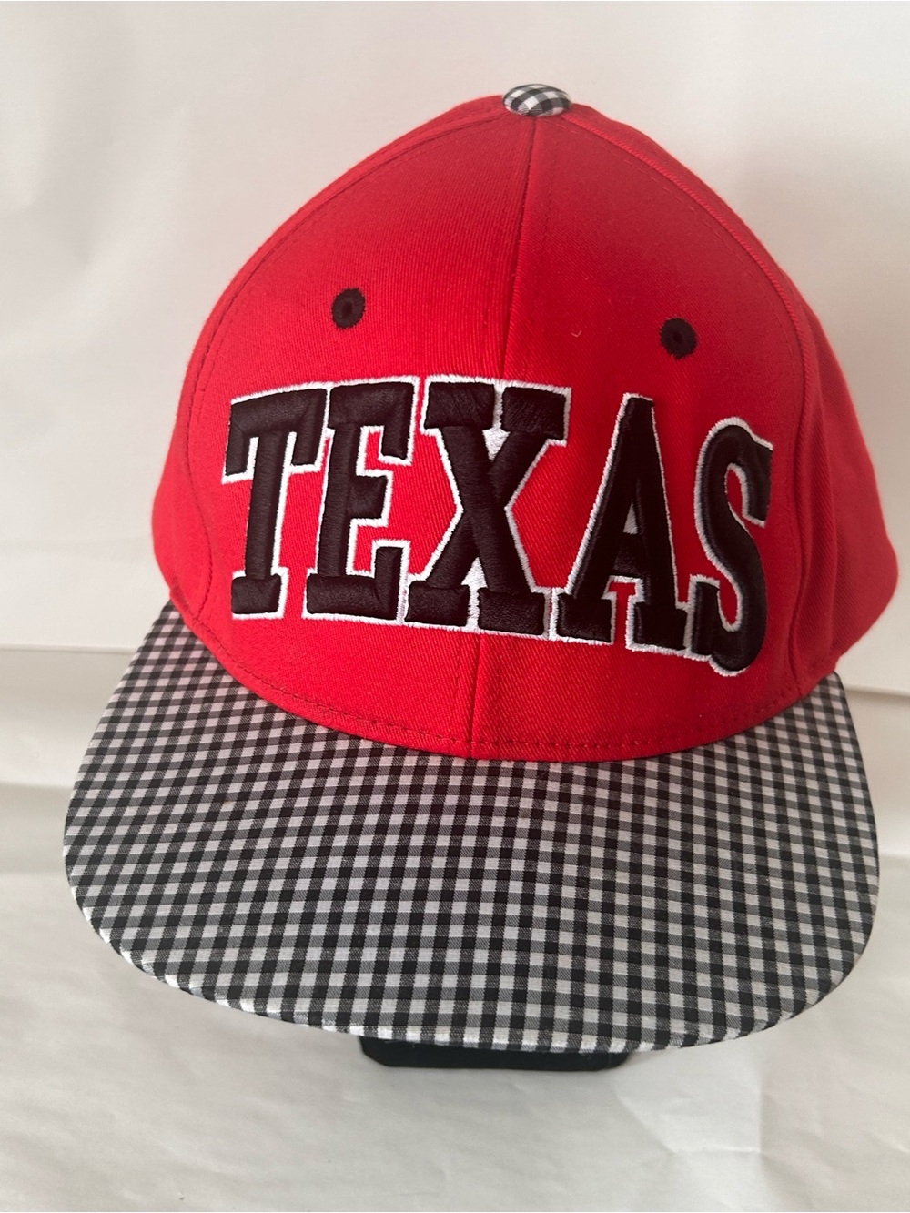 Red TEXAS Baseball Cap with Black & White Check Brim - Picture 5 of 7
